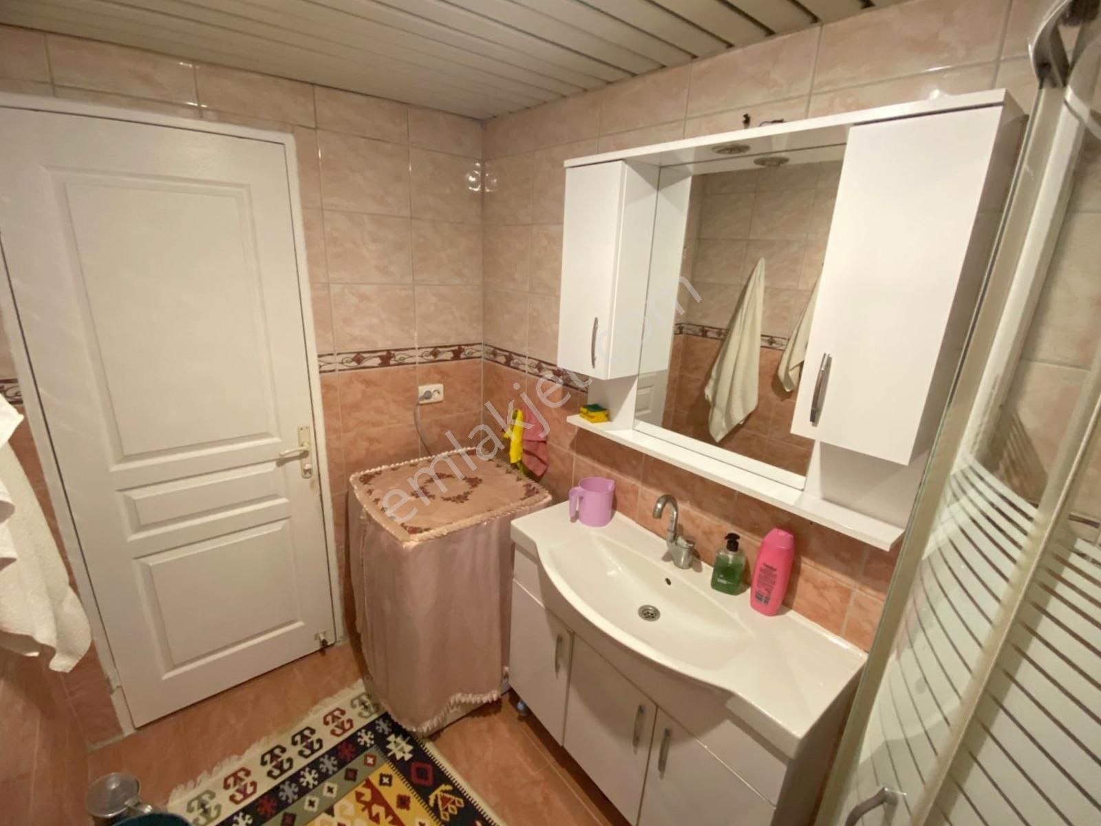 Mertcan'dan Kurtköy Mesken Bloklarında Ara Kat Balkonlu 2+1 - Görsel 11