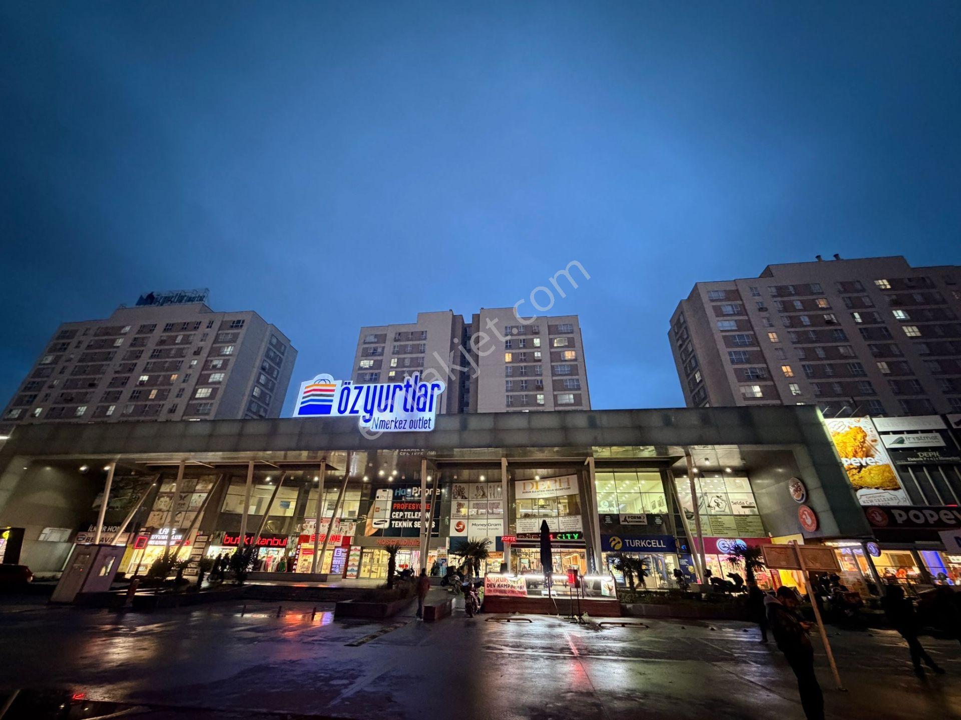 Esenyurt Özyurtlar Avm 70 M2 Satılık Dükkan - Görsel 13