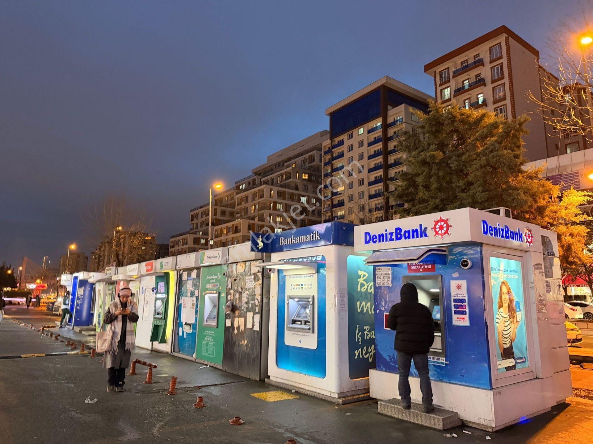 Esenyurt Özyurtlar Avm 70 M2 Satılık Dükkan - Görsel 19