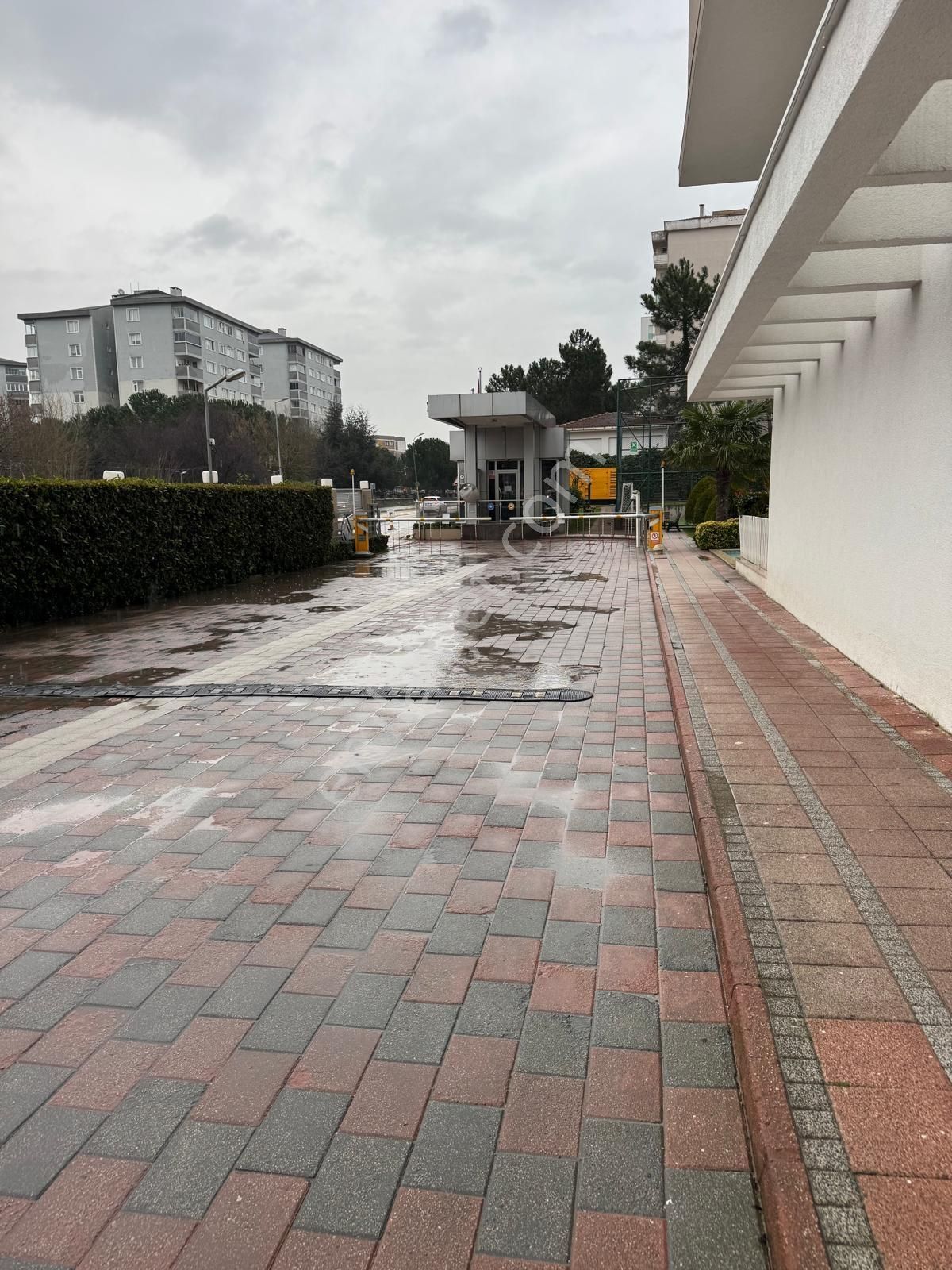Kurtköy Ayvacı Park Sitesinde 1+1 Geniş Satılık Daire - Görsel 21