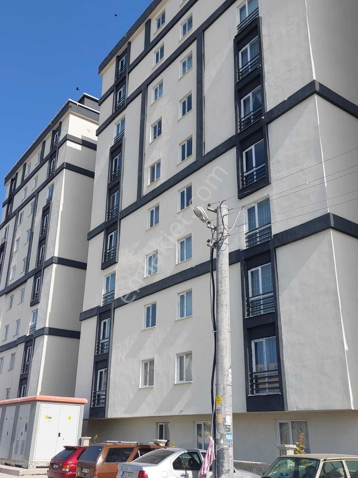 Kapaklı Bahçelievler'de Satılık 2+1 124 M2 Daire