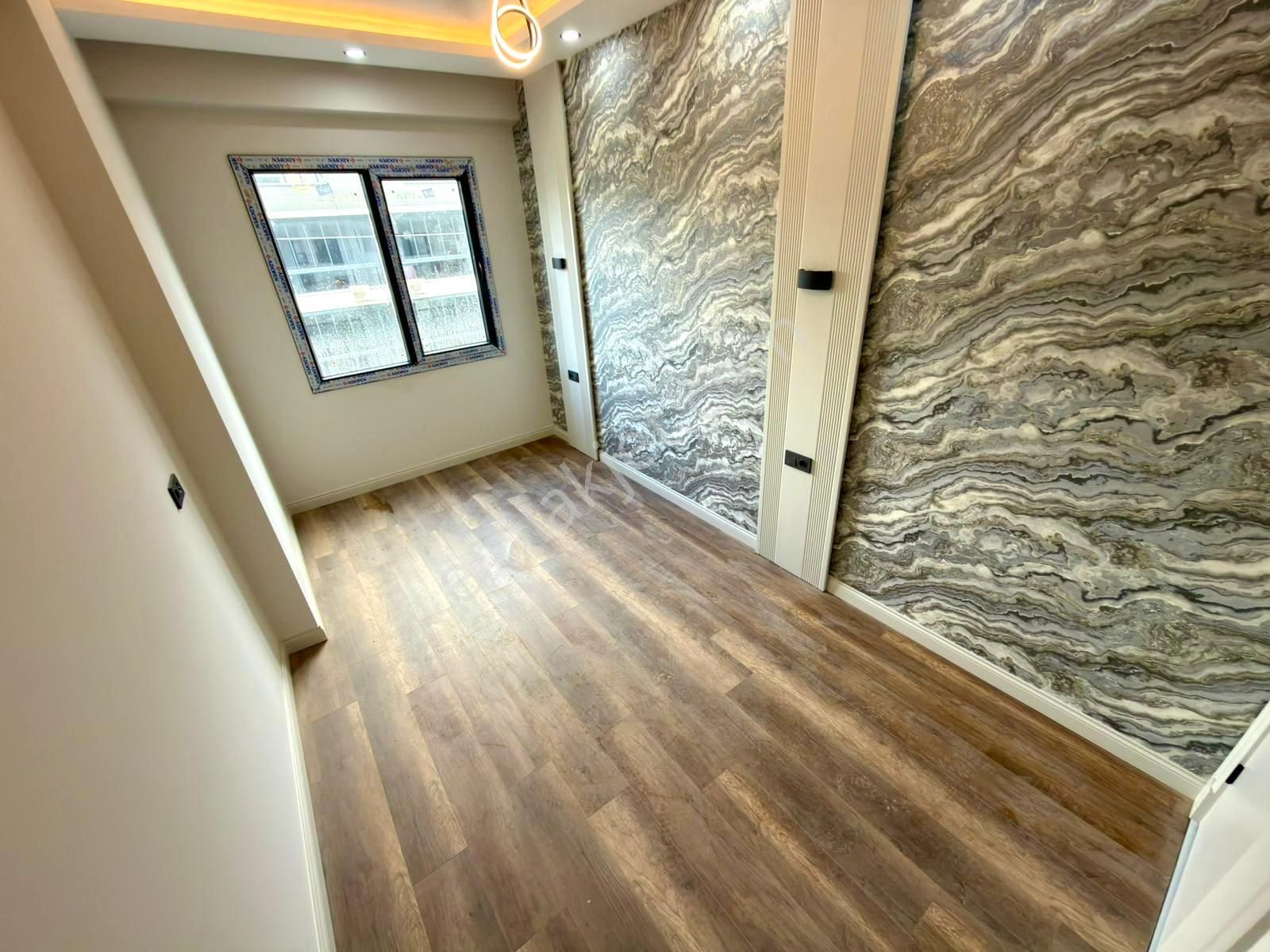 🏡 Referans'tan Doğa Manzaralı Ön Cephe Ara Kat 2+1 Daire - Görsel 4