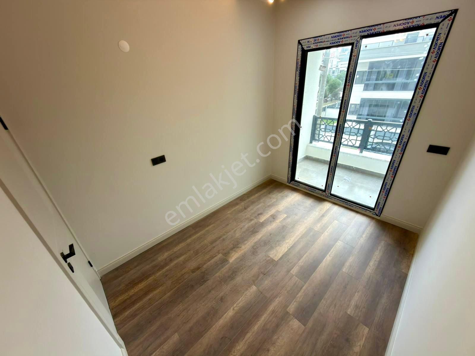 🏡 Referans'tan Doğa Manzaralı Ön Cephe Ara Kat 2+1 Daire - Görsel 9
