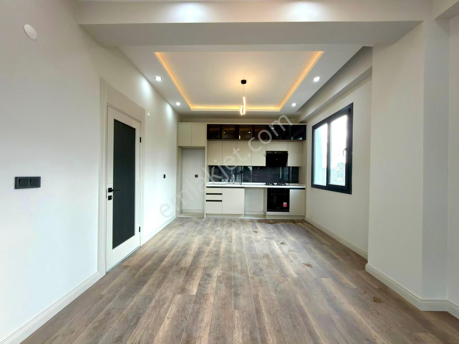 🏡 Referans'tan Doğa Manzaralı Ön Cephe Ara Kat 2+1 Daire - Görsel 24