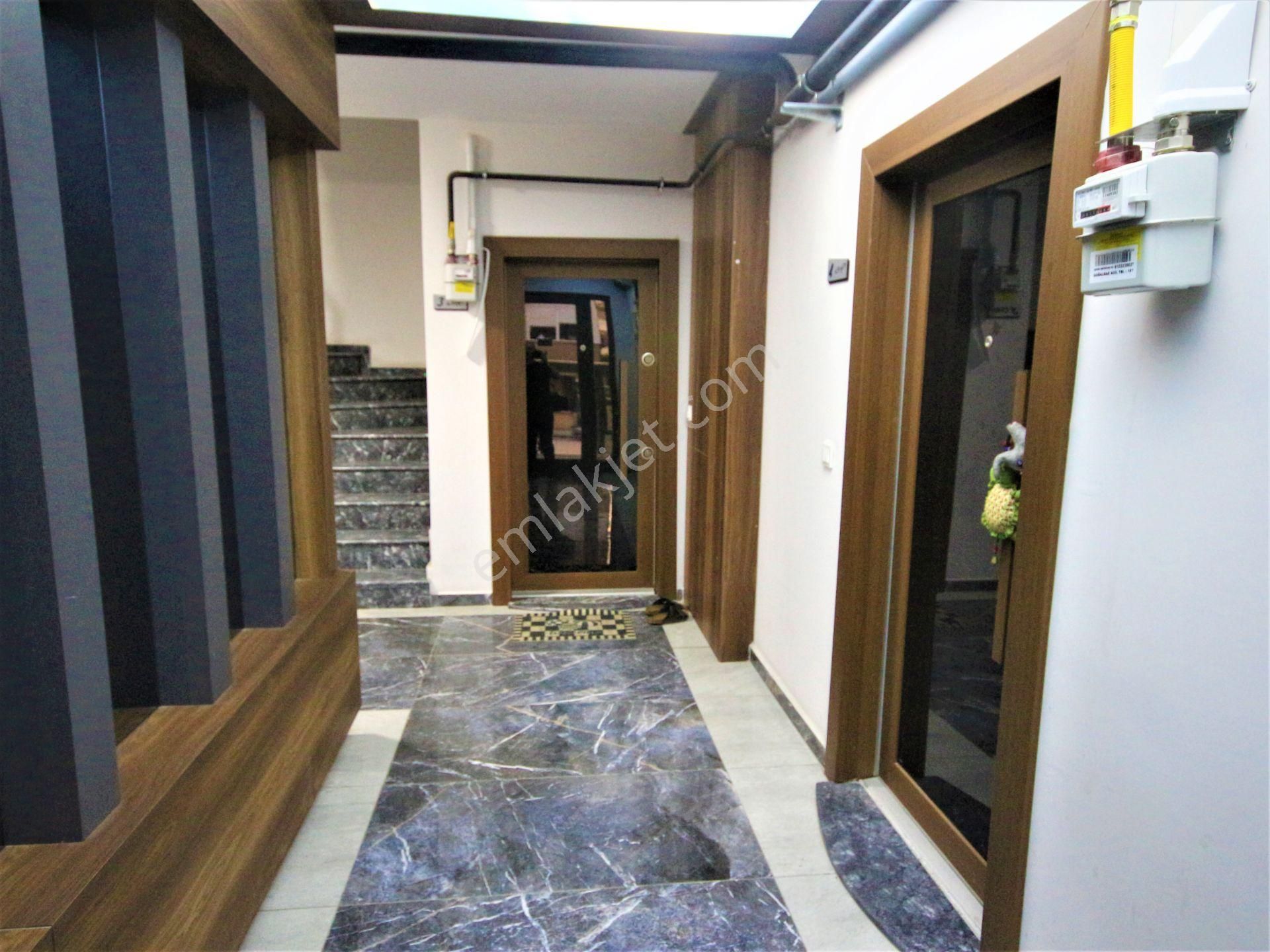 🟠🟠tek Yetkili Alfa'dan Akçay'da Satılık Ön Cephe Devasa Balkon Ayrı Mutfak Asansörlü 2+1 Daire - Görsel 10