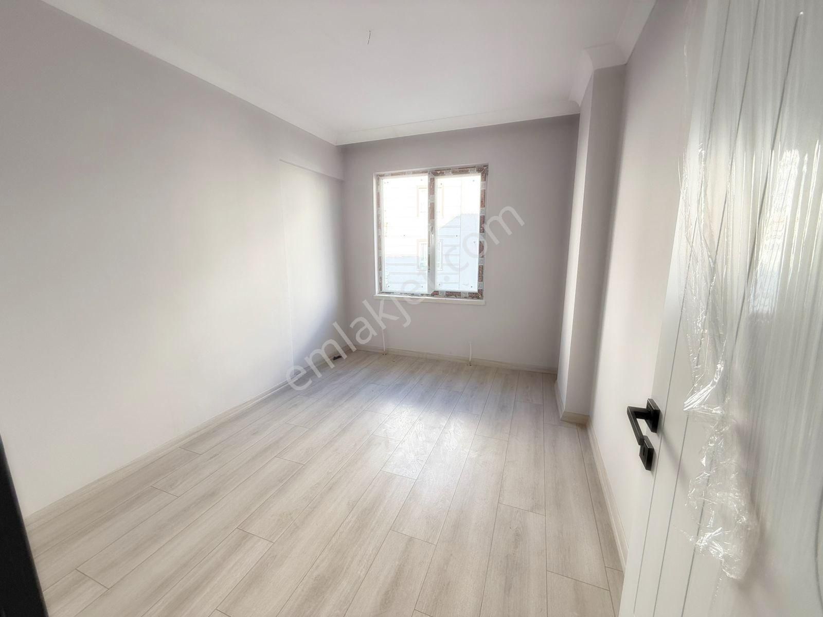 Cadde Üzerinde Ara Katta Yeni Binada 3+1 Daire - Görsel 4