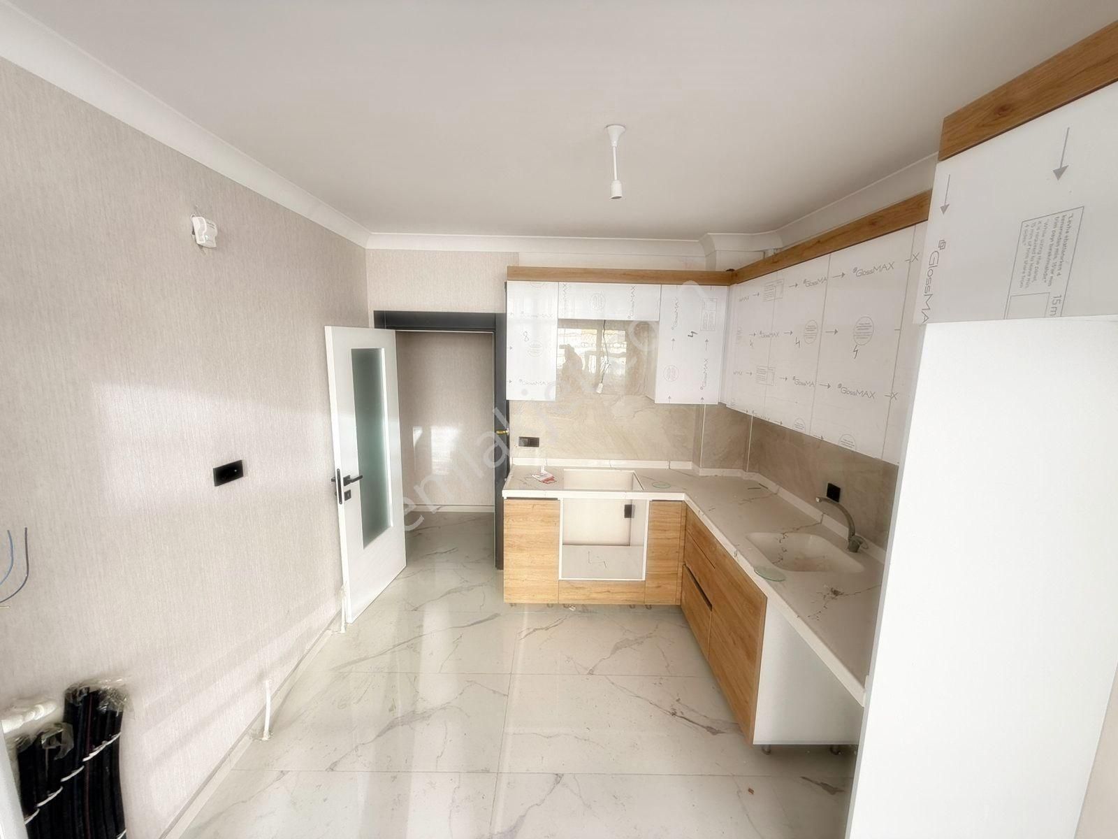 Cadde Üzerinde Ara Katta Yeni Binada 3+1 Daire - Görsel 12