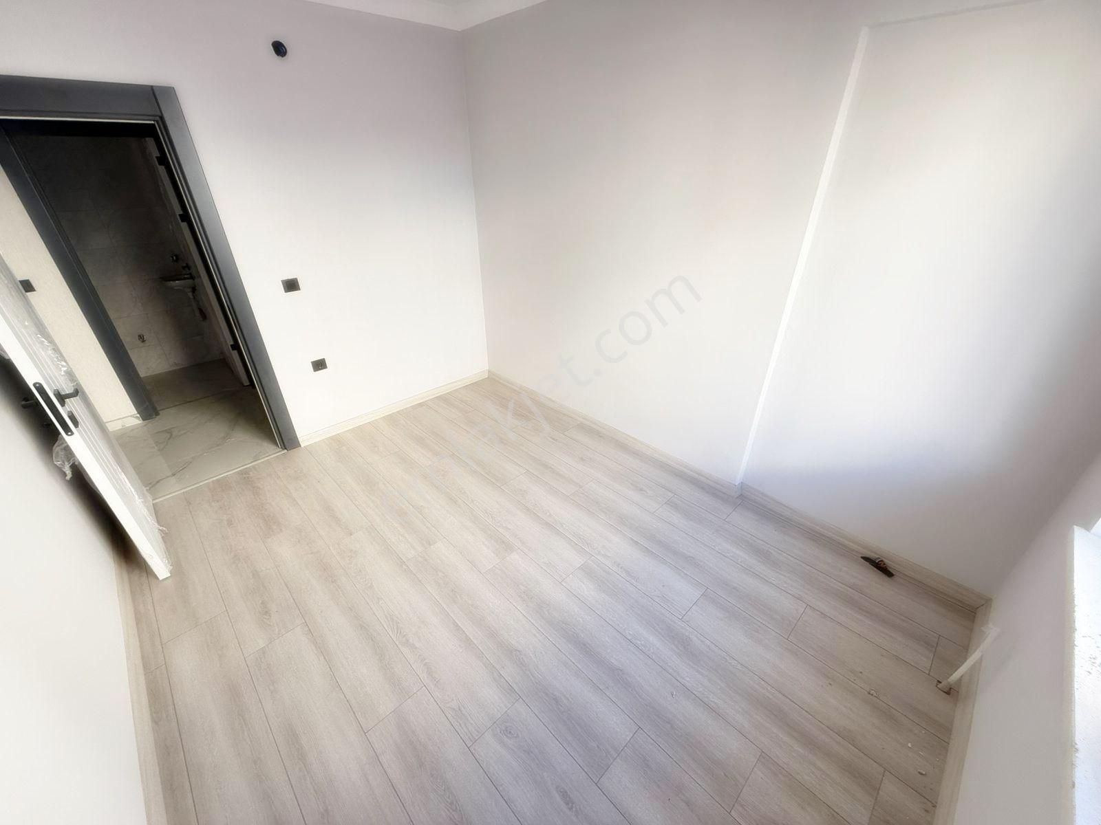 Cadde Üzerinde Ara Katta Yeni Binada 3+1 Daire - Görsel 14