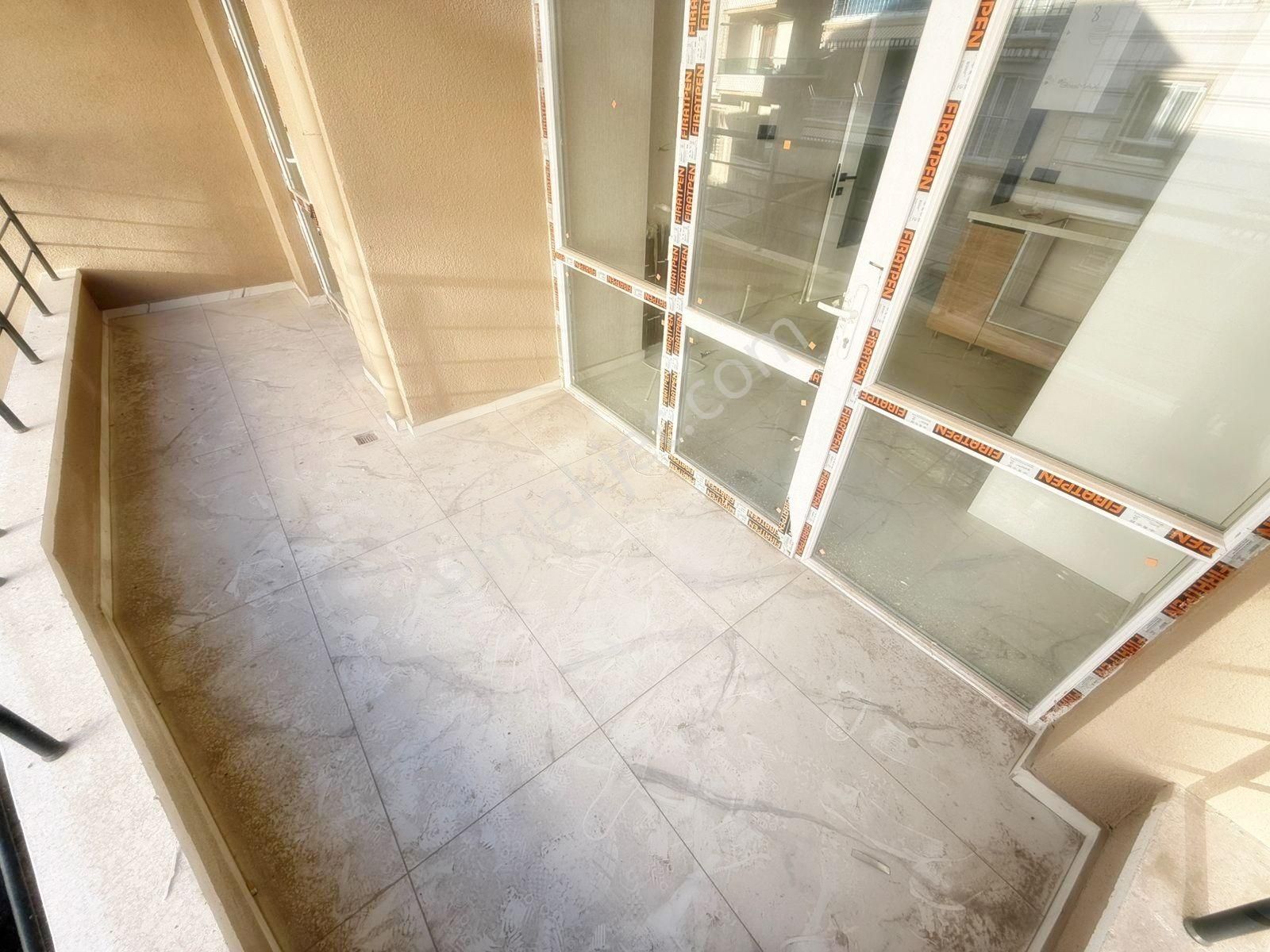 Cadde Üzerinde Ara Katta Yeni Binada 3+1 Daire - Görsel 15