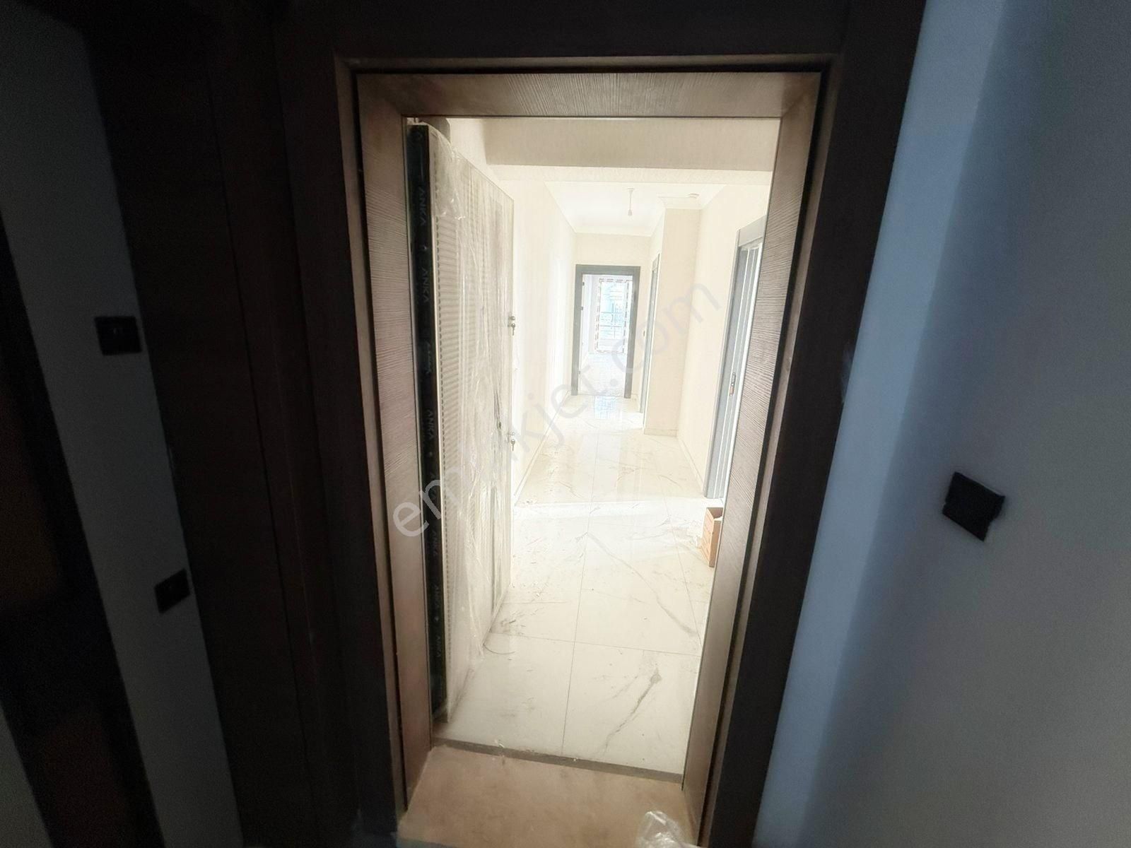 Cadde Üzerinde Ara Katta Yeni Binada 3+1 Daire - Görsel 27