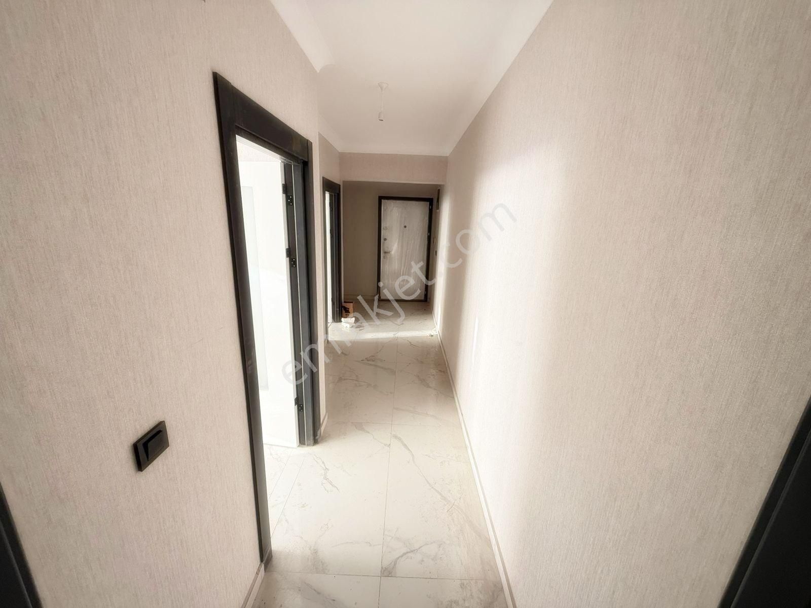 Cadde Üzerinde Ara Katta Yeni Binada 3+1 Daire - Görsel 22