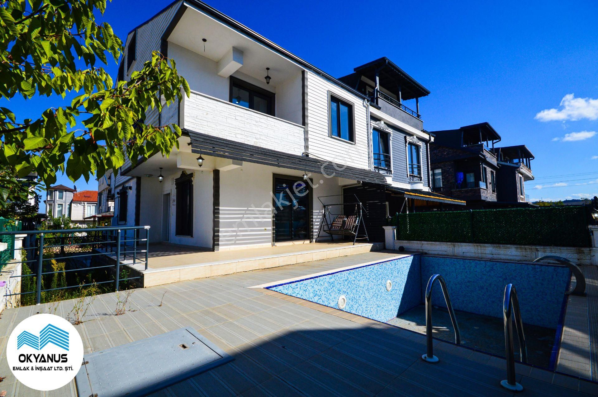Kocaali Sahilde Müstakil Bahçeli Havuzlu Şık Villa Okyanustan - Görsel 11