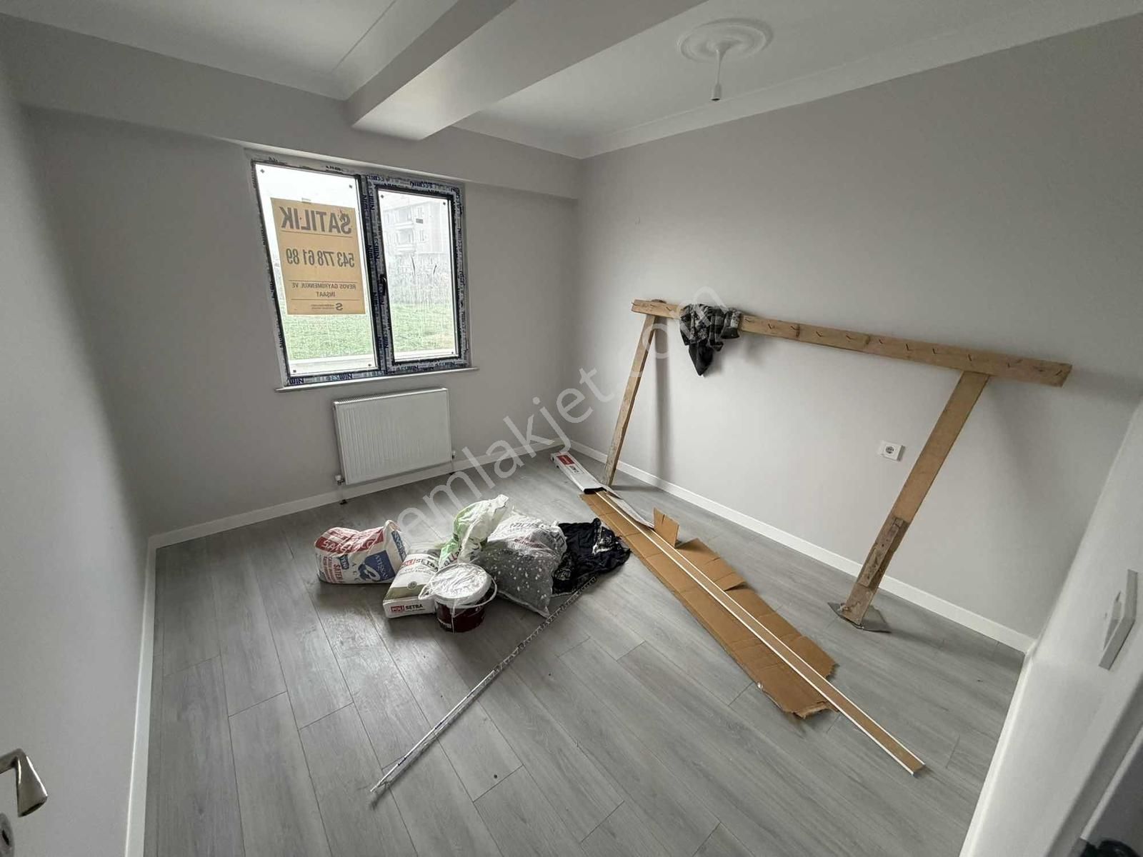 Ergene Cumhuriyet Mahallesinde 2+1 Giriş Kat 90m2 Satılık Daire - Görsel 9