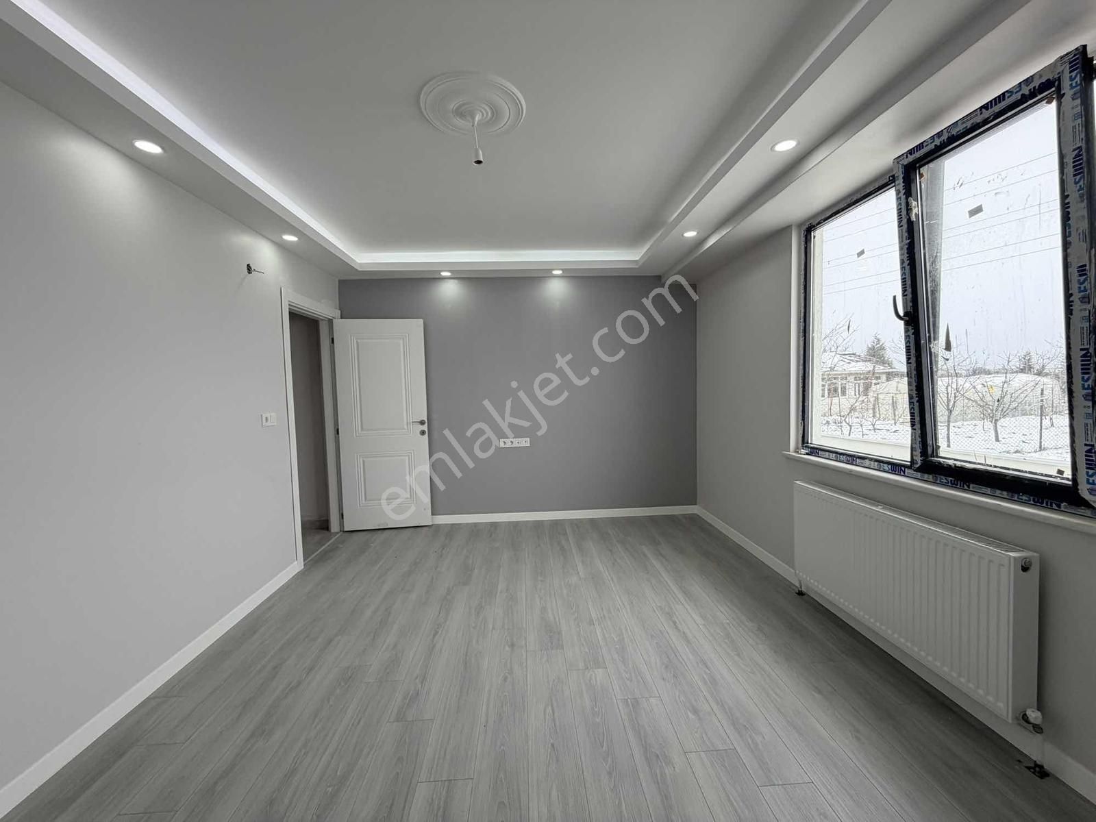 Ergene Cumhuriyet Mahallesinde 2+1 Giriş Kat 90m2 Satılık Daire - Görsel 10