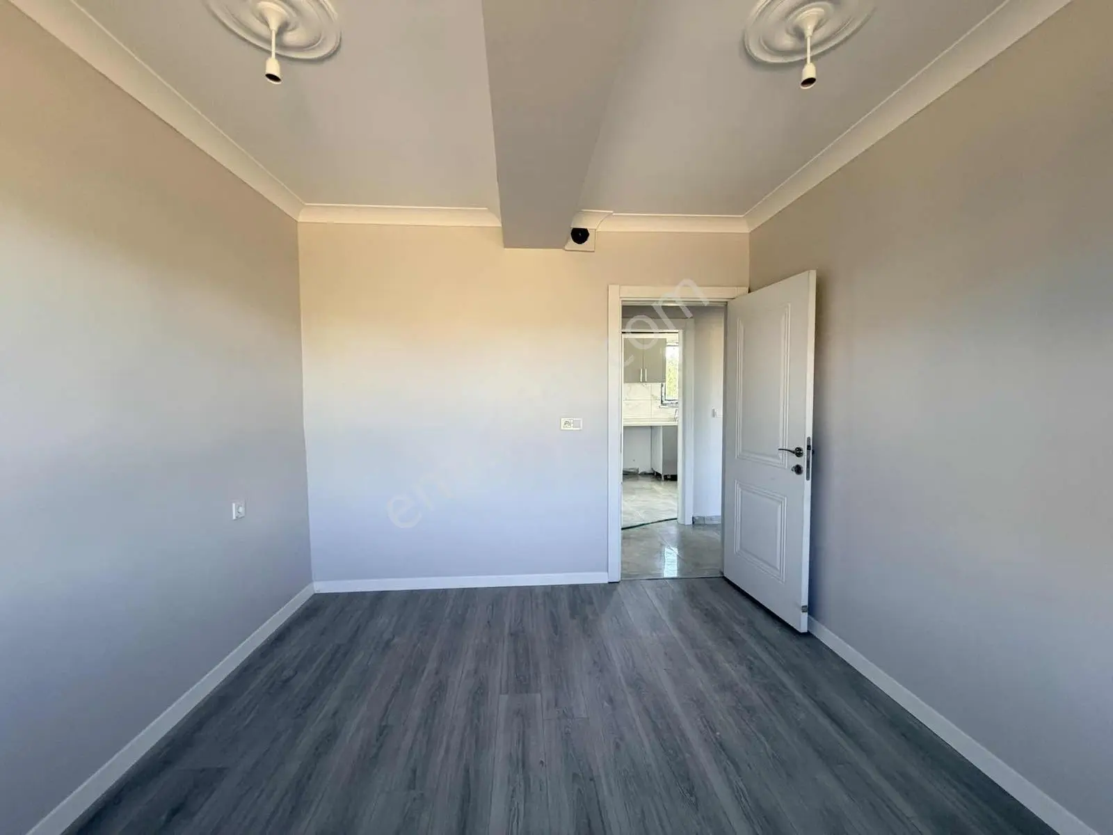 Ergene Cumhuriyet Mahallesinde 2+1 Giriş Kat 90m2 Satılık Daire - Görsel 24