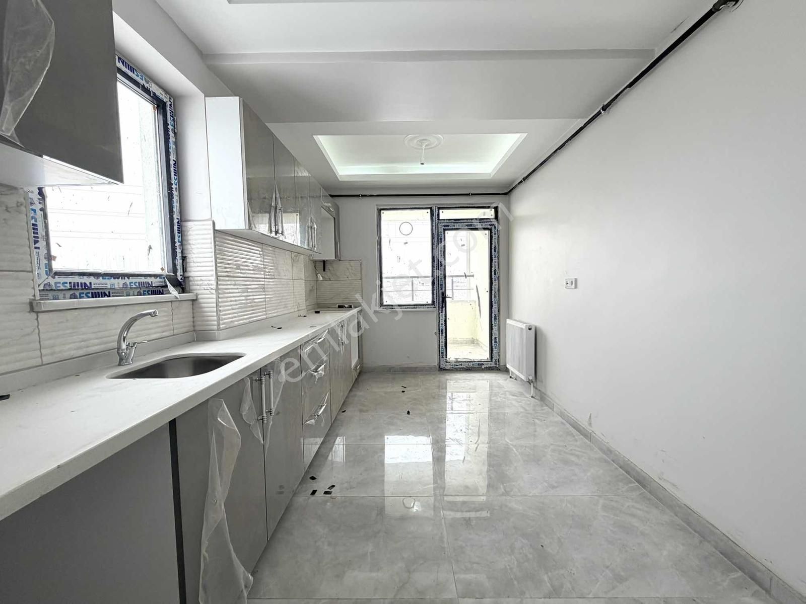 Ergene Cumhuriyet Mahallesinde 2+1 Giriş Kat 90m2 Satılık Daire - Görsel 18