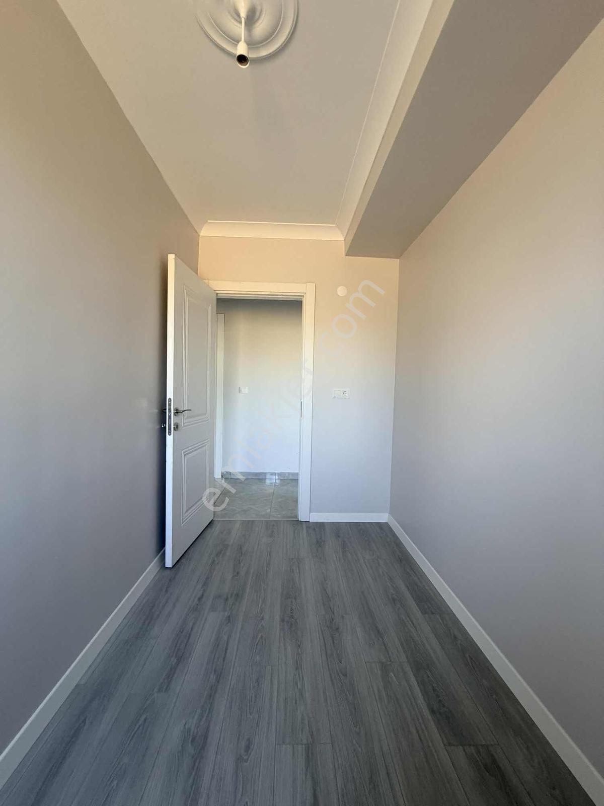 Ergene Cumhuriyet Mahallesinde 2+1 Giriş Kat 90m2 Satılık Daire - Görsel 6
