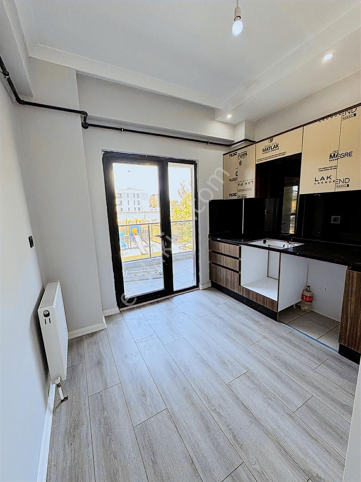 Villa Komseptinde 2+1 Havuzlu Daire - Görsel 16