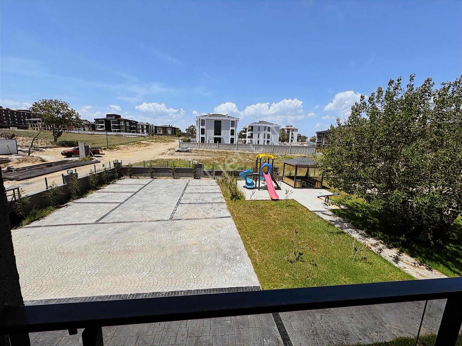 Villa Komseptinde 2+1 Havuzlu Daire - Görsel 8