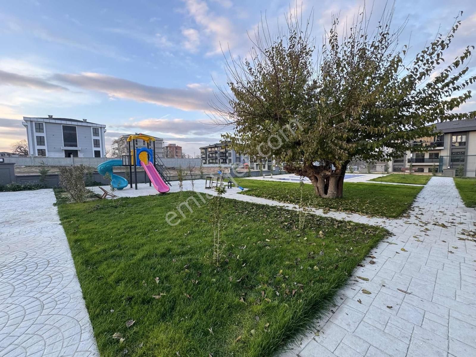 Villa Komseptinde 2+1 Havuzlu Daire - Görsel 27