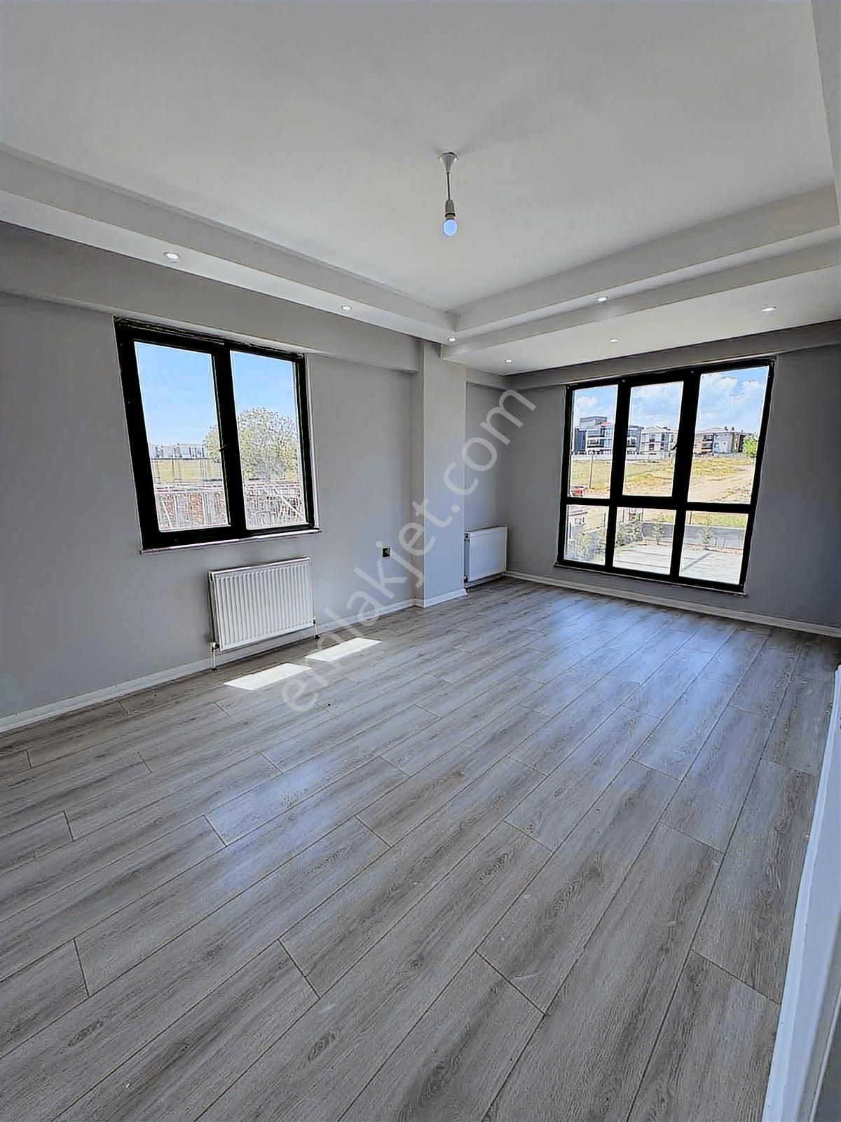 Villa Komseptinde 2+1 Havuzlu Daire - Görsel 23