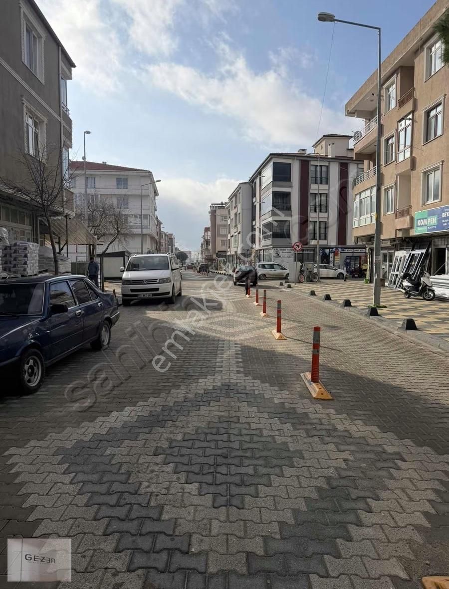 Satılık Cemal Özkan Caddesinde 0 Masrafsız Ara Kat Daire - Görsel 13