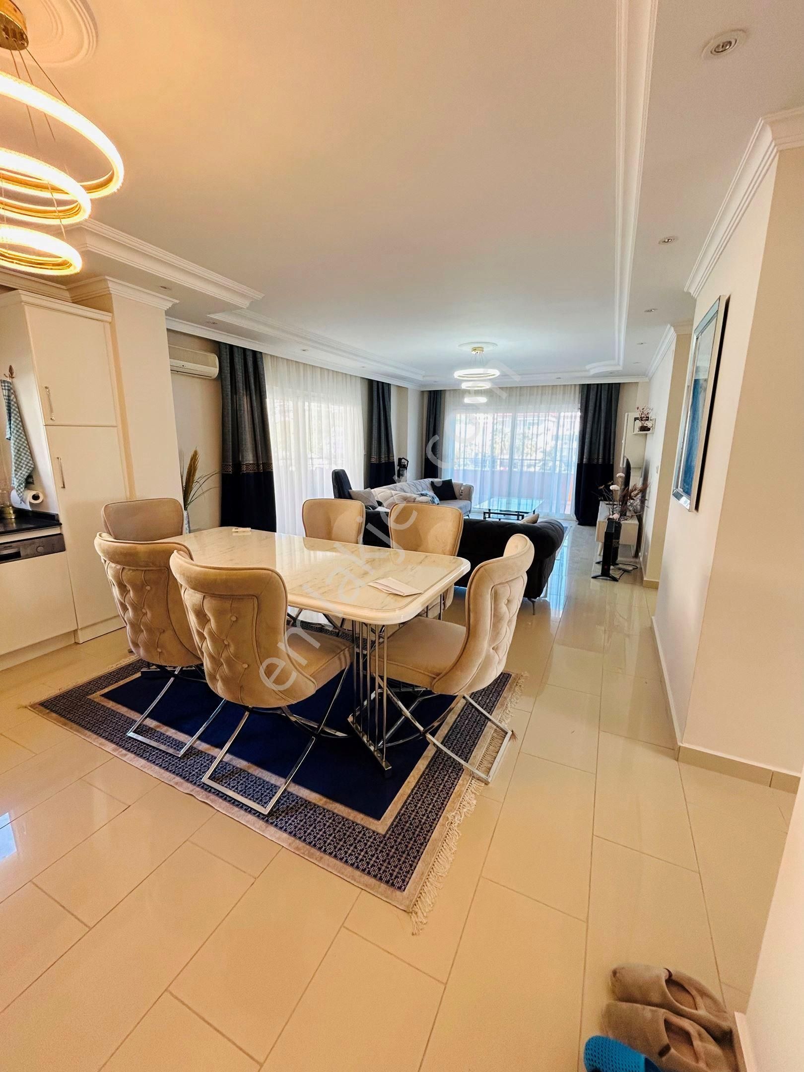 Alanya/demirtaş 2+1 Denize Sıfır, Site İçerisinde Ferah Satılık Daire - Görsel 3