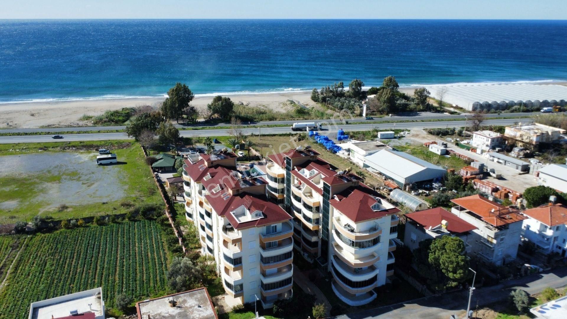 Alanya/demirtaş 2+1 Denize Sıfır, Site İçerisinde Ferah Satılık Daire