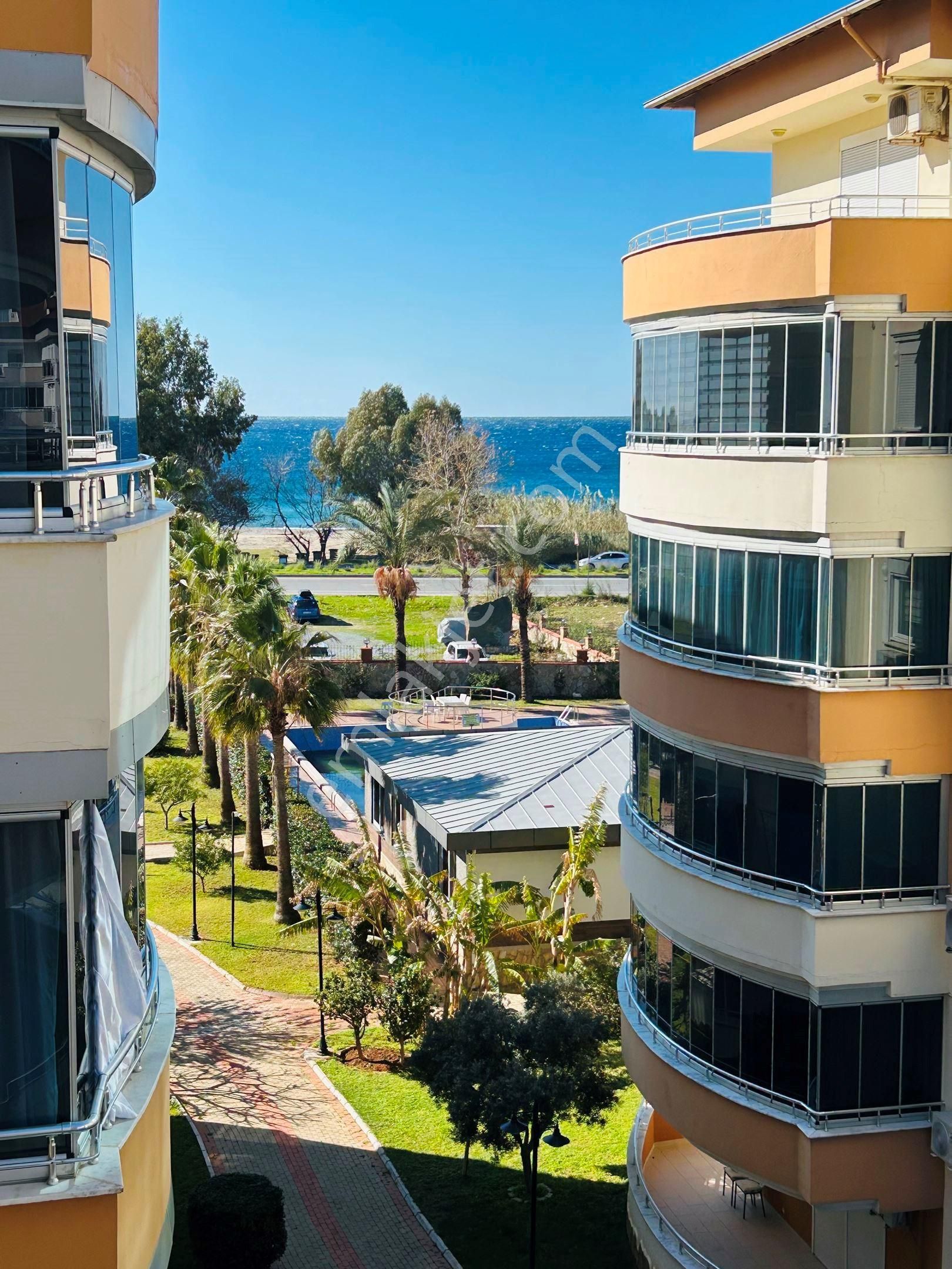 Alanya/demirtaş 2+1 Denize Sıfır, Site İçerisinde Ferah Satılık Daire - Görsel 2