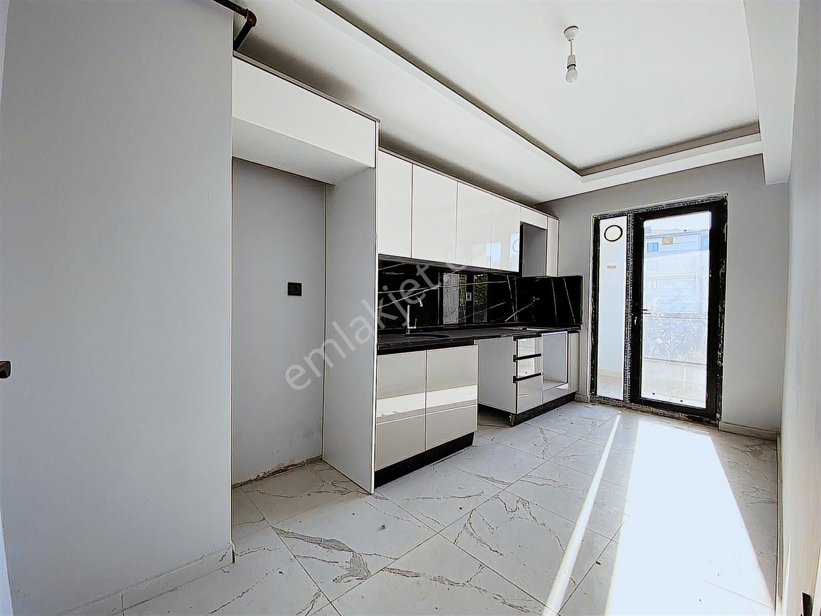 Çorlu Bülent Ecevit Bulvarına Cephe 2+1 Sıfır Satılık Daire !! - Görsel 3