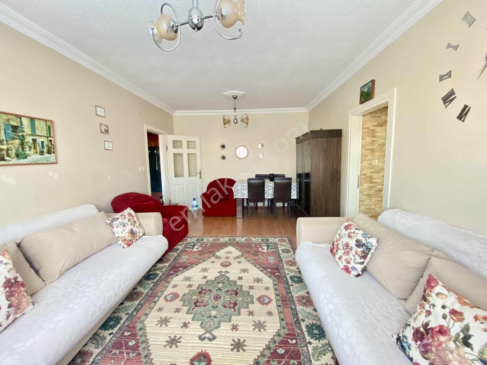 Havuzlar Mahallesinde Full Eşyalı Satılık 2+1 Daire - Görsel 6