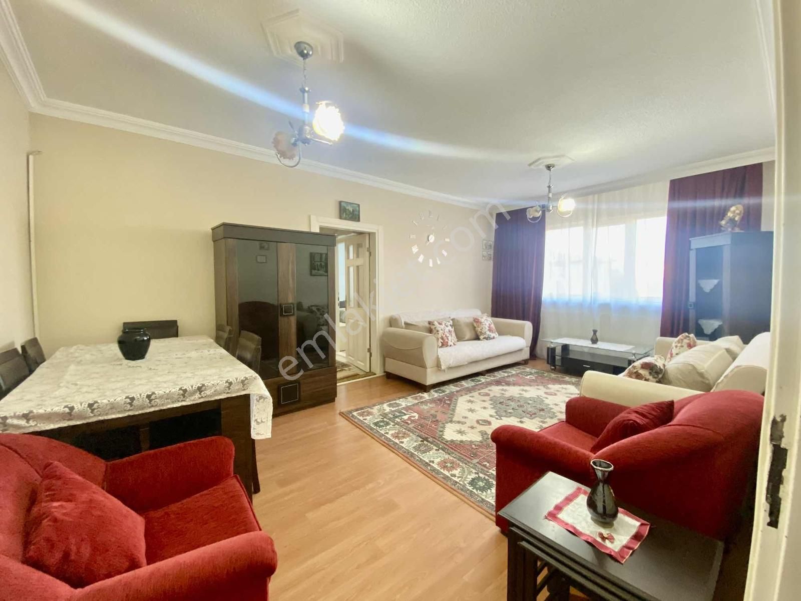 Havuzlar Mahallesinde Full Eşyalı Satılık 2+1 Daire