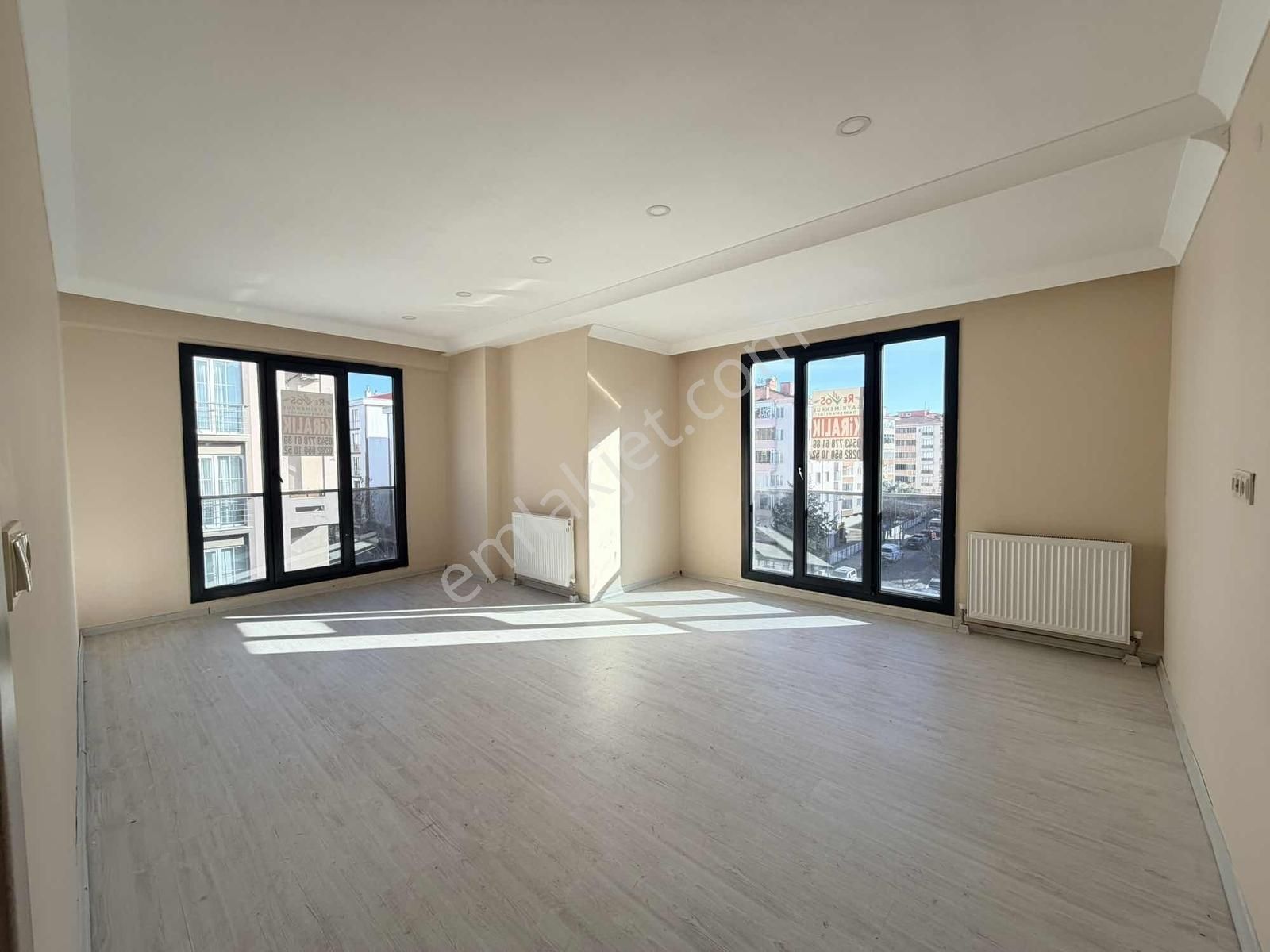 Havuzlu - Spor Salonlu / 3+1 Ebeveyn Banyolu Kiralık Daire !!