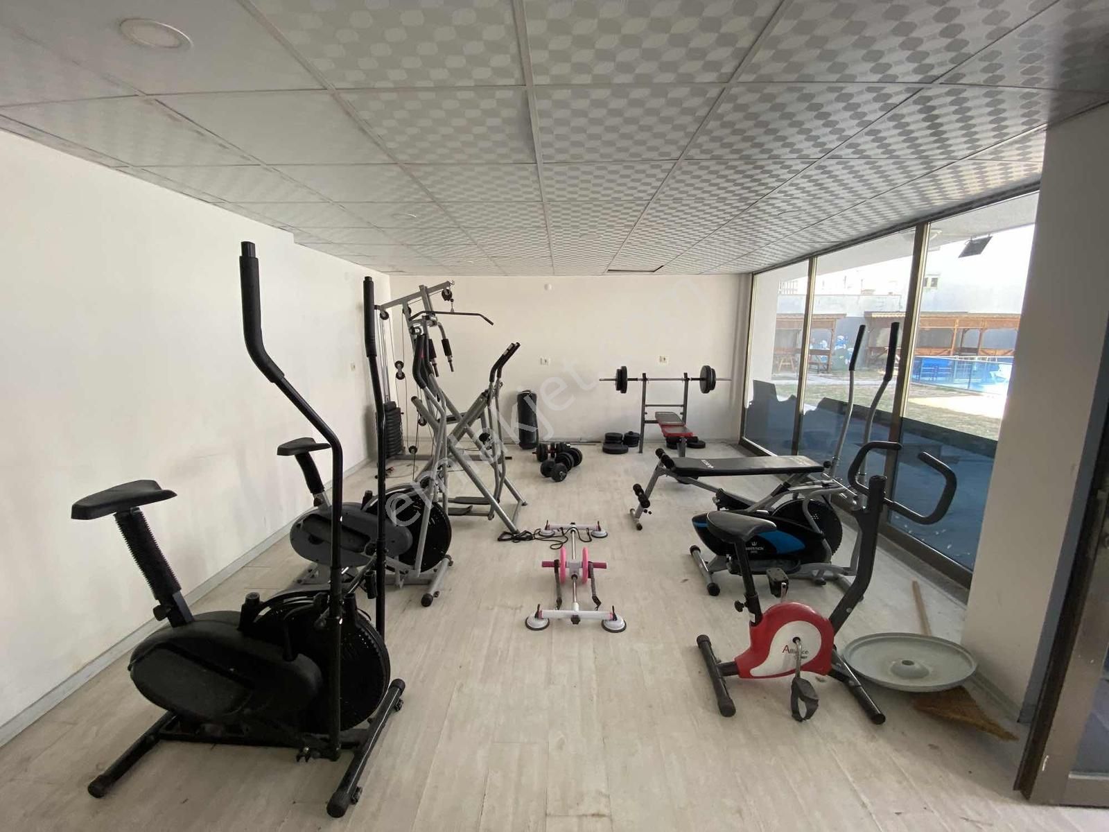 Havuzlu - Spor Salonlu / 3+1 Ebeveyn Banyolu Kiralık Daire !! - Görsel 3