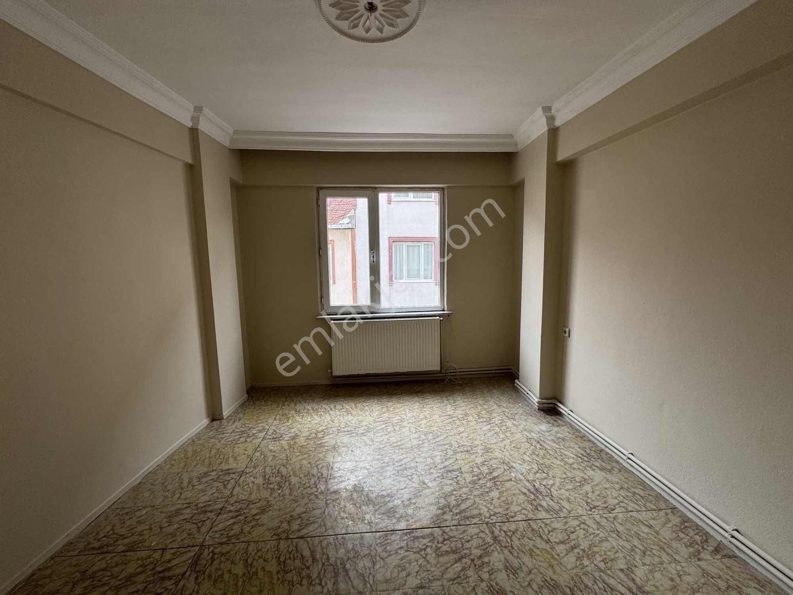 Reşadıyede Arakat 3+1 Kiralık Daire - Görsel 11