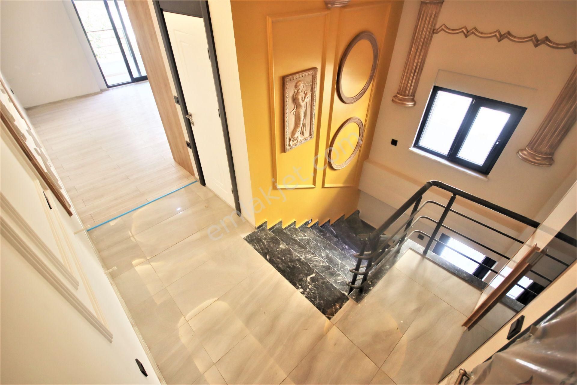 👉aygül'den Akçay'da Şık Tasarımı İle Denize 50 Mt Bahçe Kullanımlı Geniş 3+1 Satılık Ters Dubleks👈 - Görsel 14