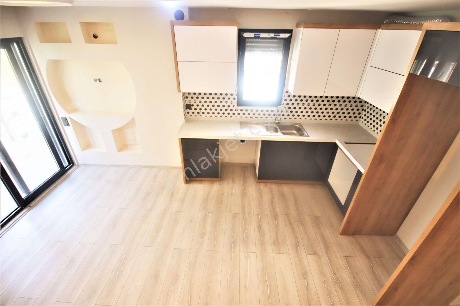 👉aygül'den Akçay'da Şık Tasarımı İle Denize 50 Mt Bahçe Kullanımlı Geniş 3+1 Satılık Ters Dubleks👈 - Görsel 3