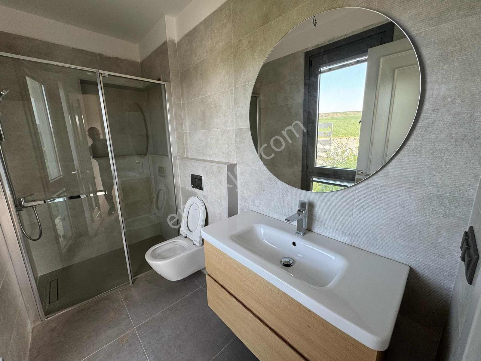 Karahanda Oturuma Hazır 5+1/site İçi/5 Banyolu Havuzlu Lüx Villa - Görsel 26