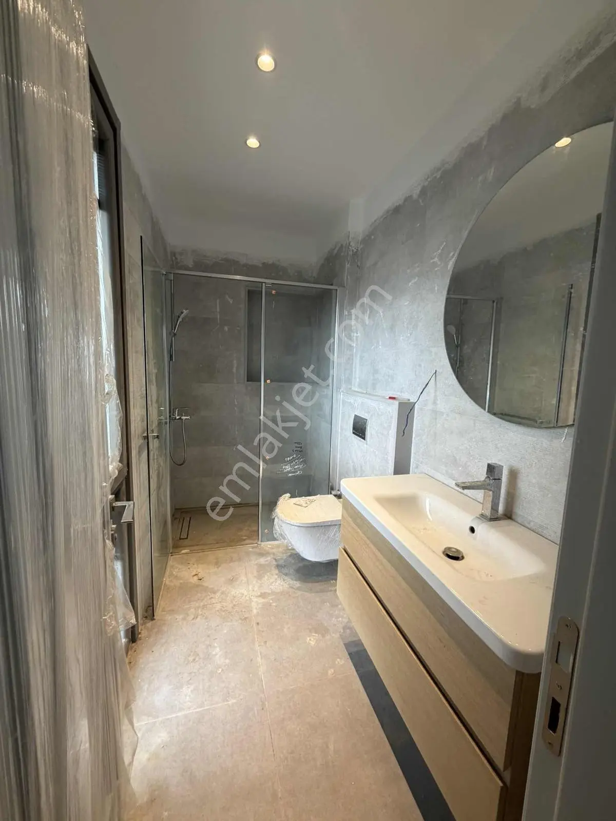 Karahanda Oturuma Hazır 5+1/site İçi/5 Banyolu Havuzlu Lüx Villa - Görsel 3