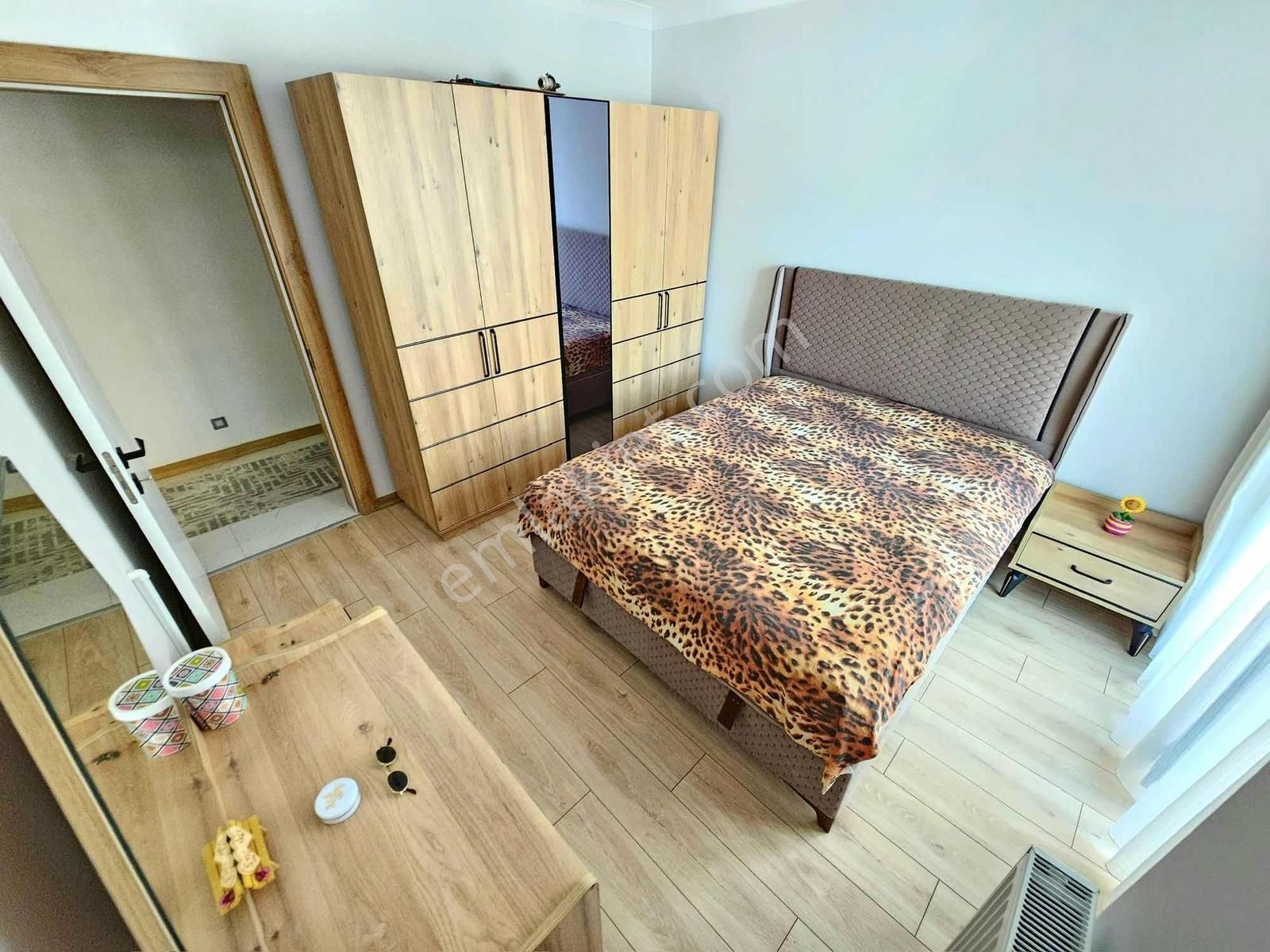Gürsoy'dan Altınkumda Doğalgazlı Ön Cephe Full Eşyalı 1+1 - Görsel 26