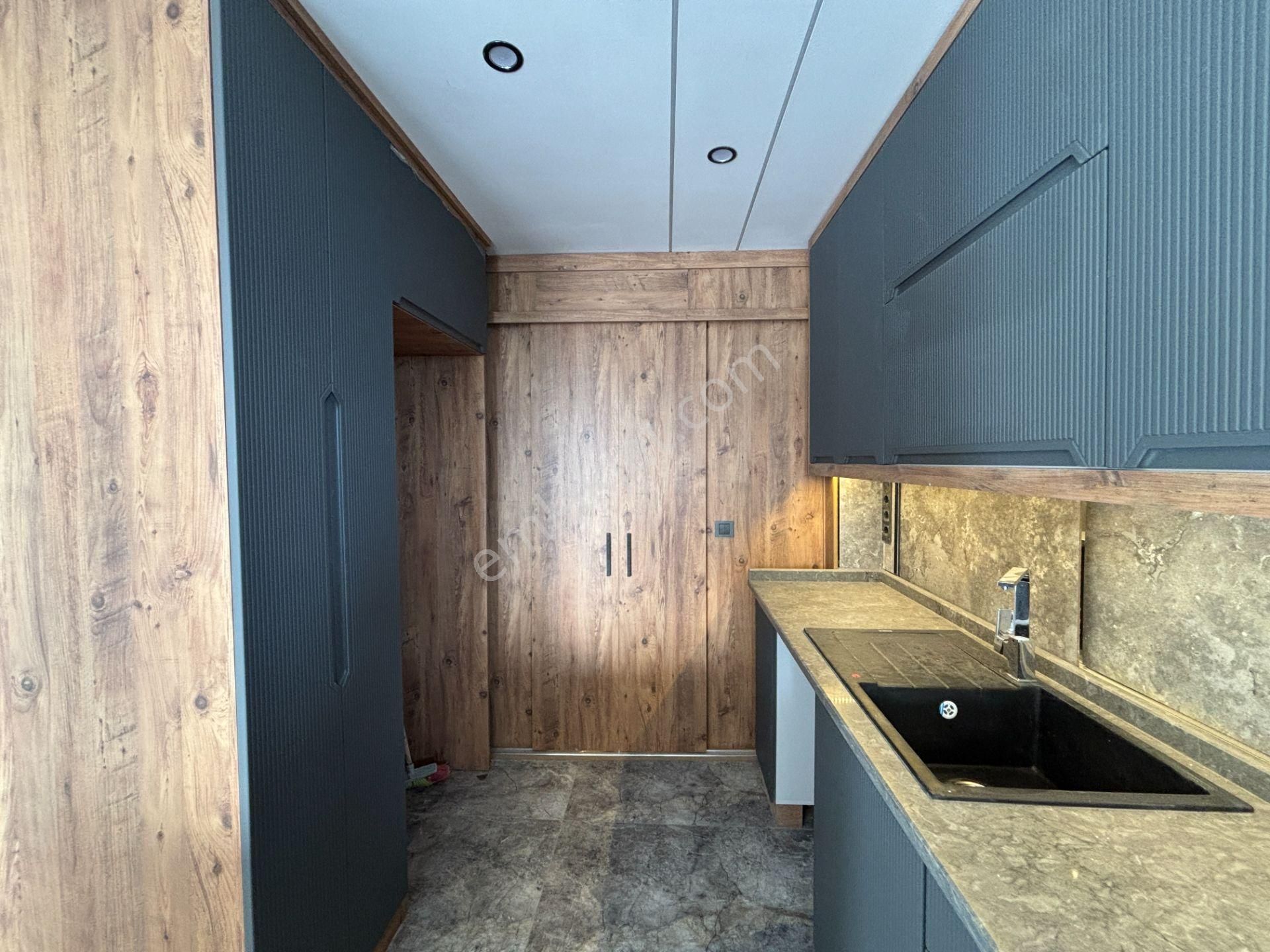 İzmir Seferihisar Doğanbey'de Kaliteli Lüks Deniz Manzaralı Satılık 4+1 Tripleks Villa - Görsel 17