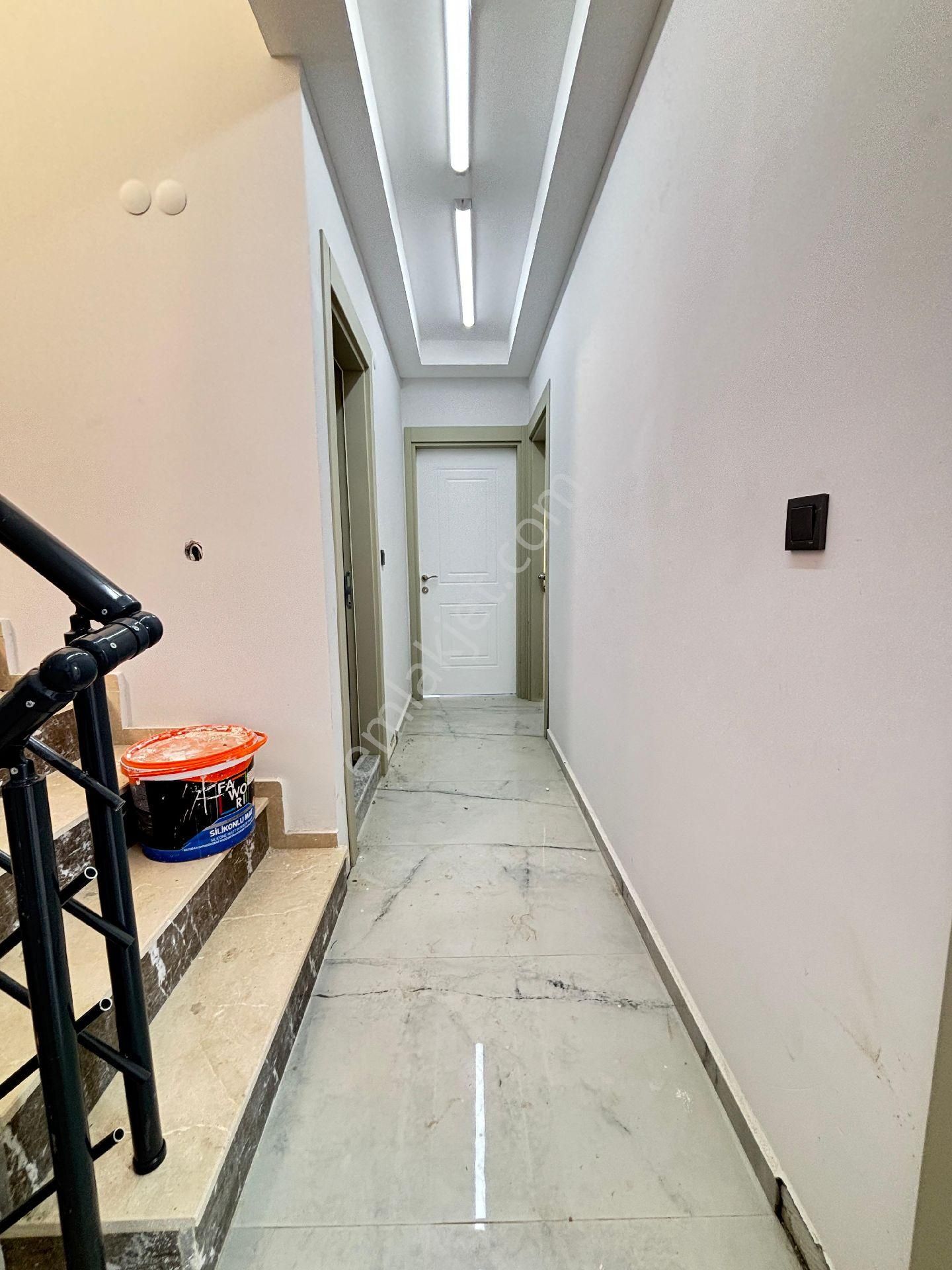 İzmir Seferihisar Doğanbey'de 200 M² Brüt Sıfır Bahçeli 3+1 Satılık Villa - Görsel 25