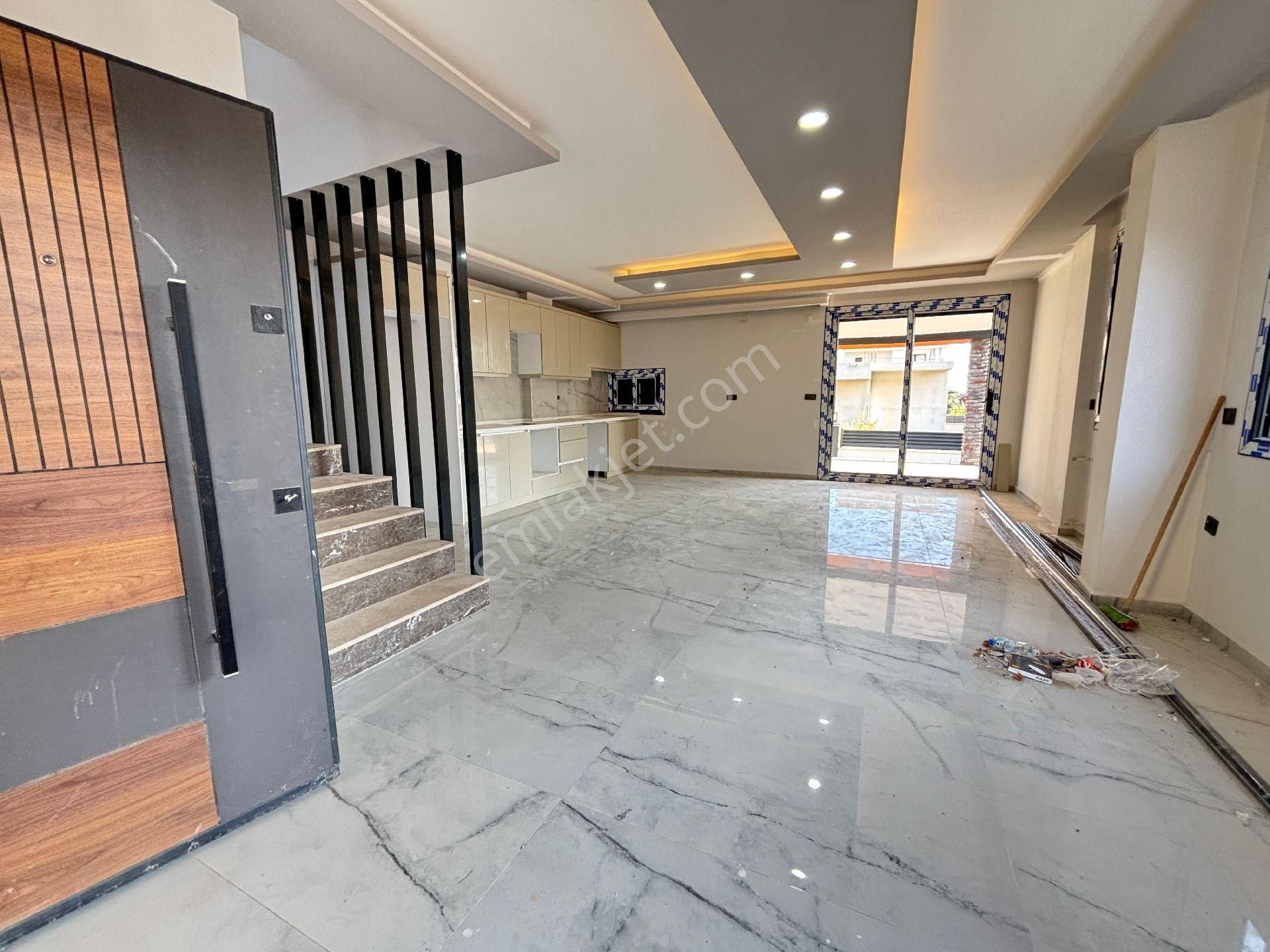 İzmir Seferihisar Doğanbey'de 200 M² Brüt Sıfır Bahçeli 3+1 Satılık Villa - Görsel 15