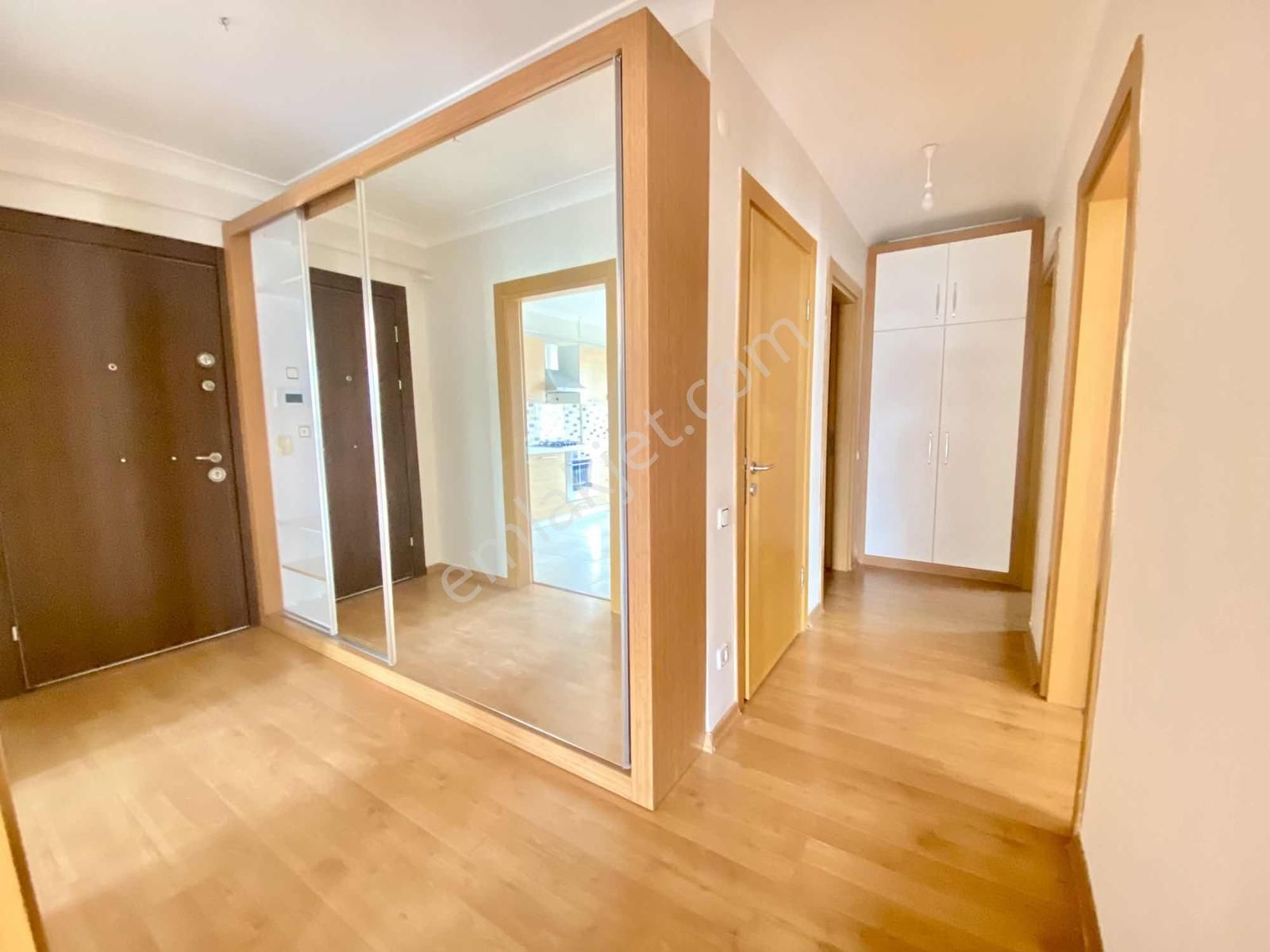 Hürriyet Mahallesinde Lüks 2+1 Daire - Görsel 3