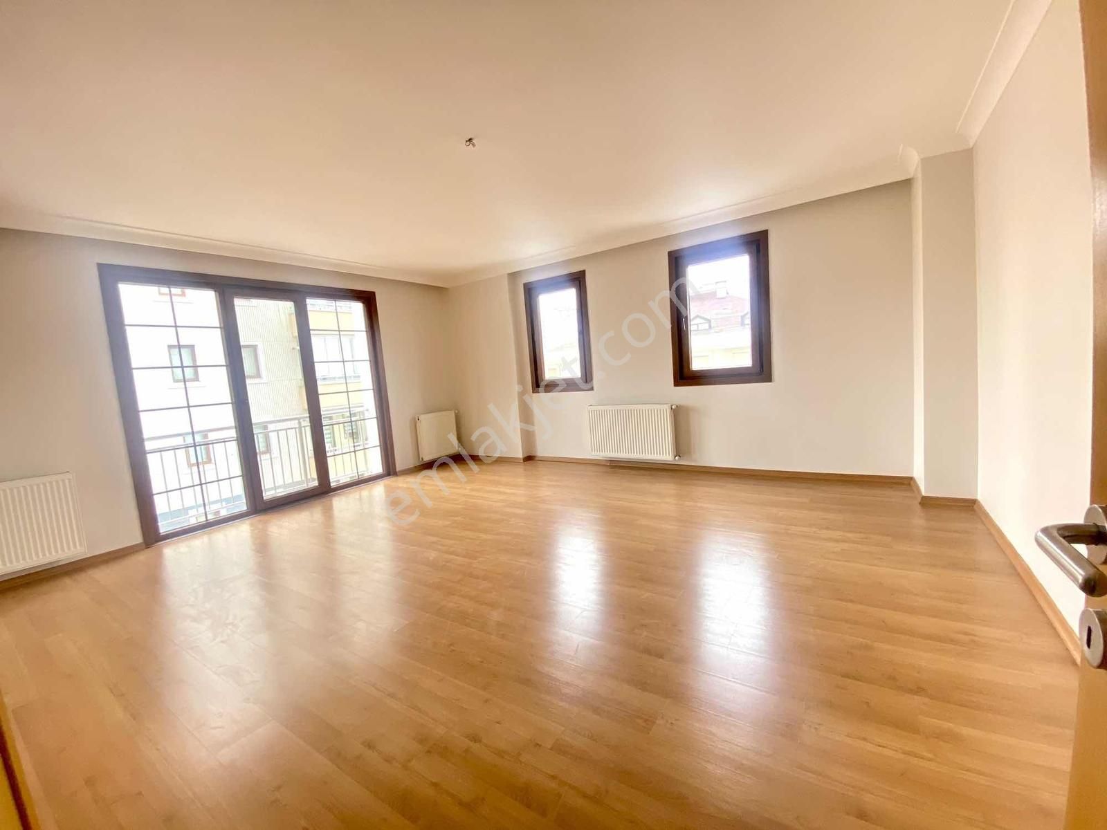 Hürriyet Mahallesinde Lüks 2+1 Daire - Görsel 5