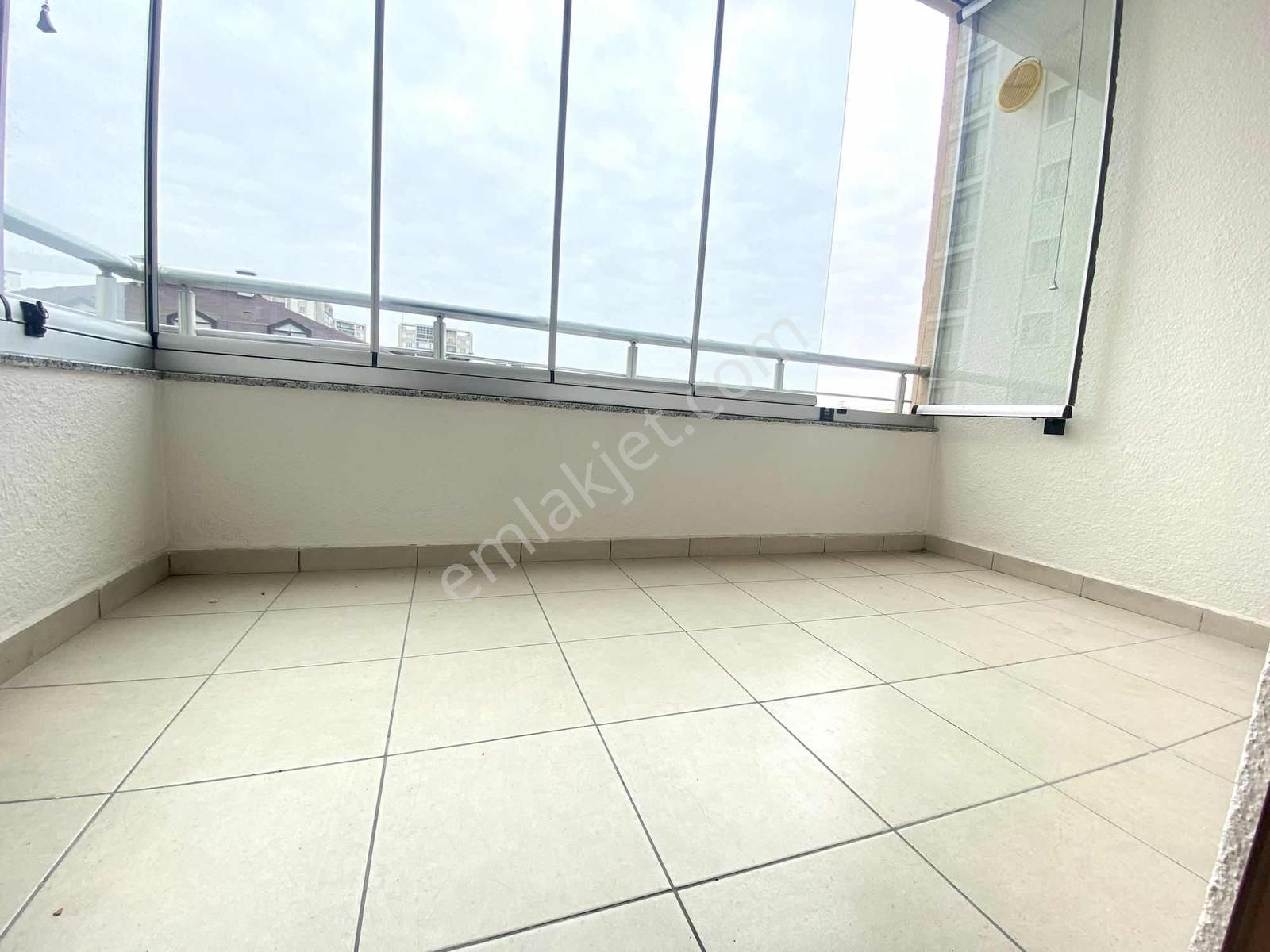 Hürriyet Mahallesinde Lüks 2+1 Daire - Görsel 8