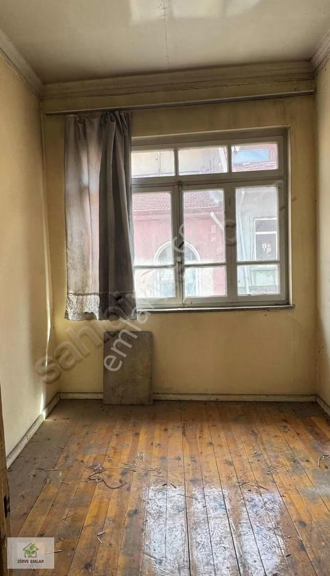Zirve Emlak Satıyorr Komple Dükkan Ve Daire Cadde Üzeri Kaçmazz - Görsel 9