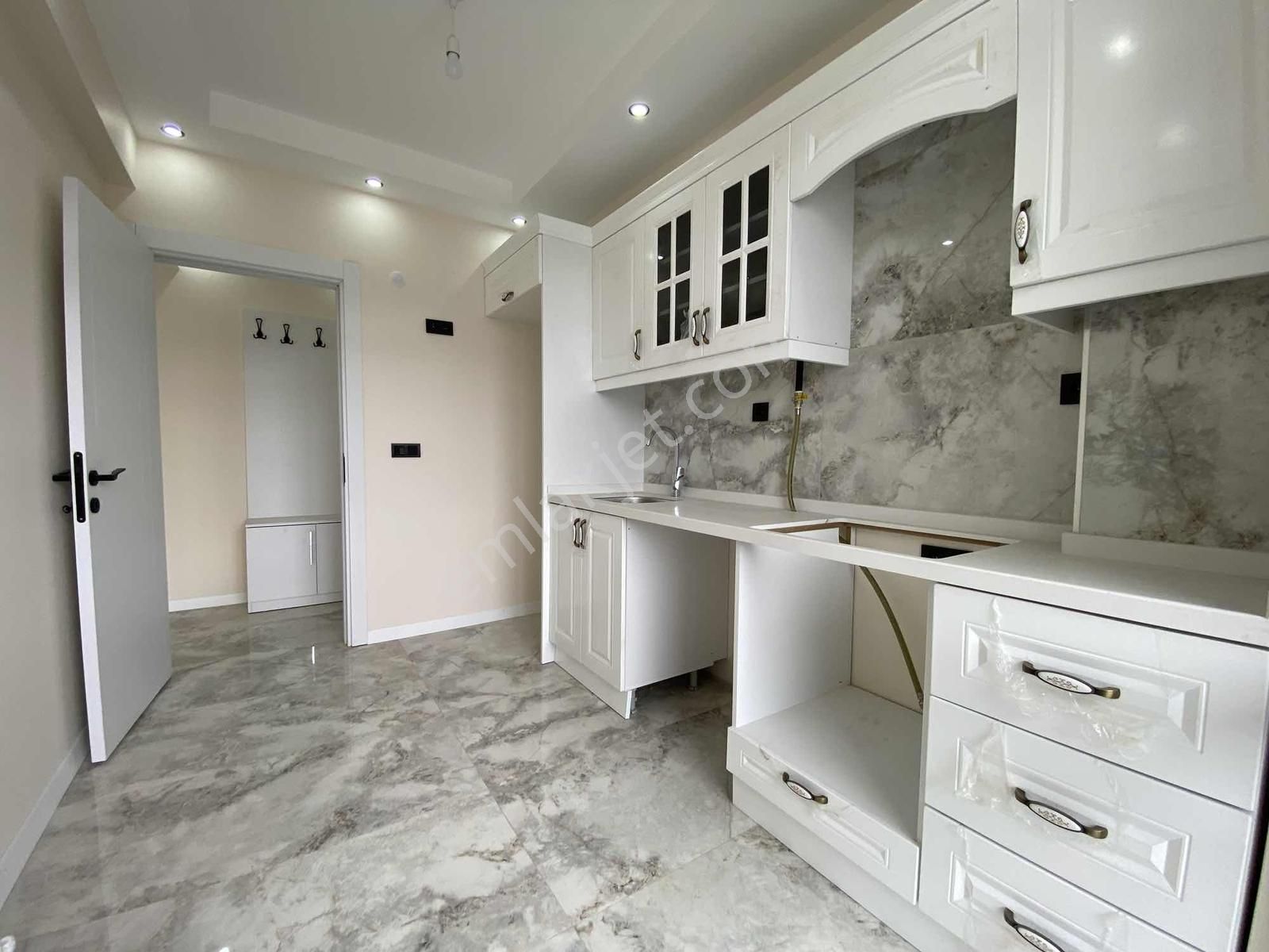 // Revos // Rumelide 2+1 Sıfır 90m2 Satılık Daireler !!! - Görsel 2