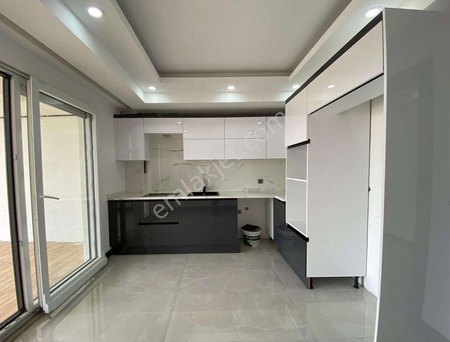 Revos//çorlu Hürriyet Mahallesinde 2+1 Satılık Lüx Daire