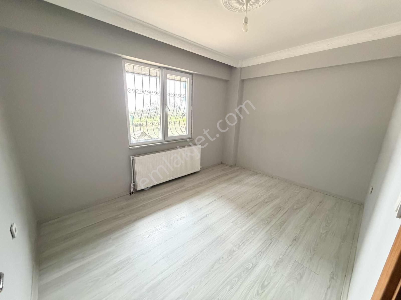 Çorlu Hatipte 2+1 İskanlı Satılık Giriş Kat Daire // Revos // - Görsel 5